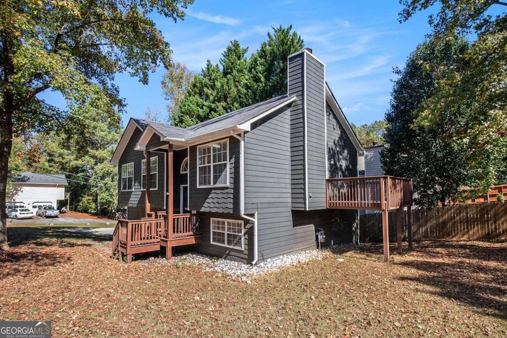 Photo of 3235 Southshore Court, Cumming, GA 30041 (MLS # 10723173)