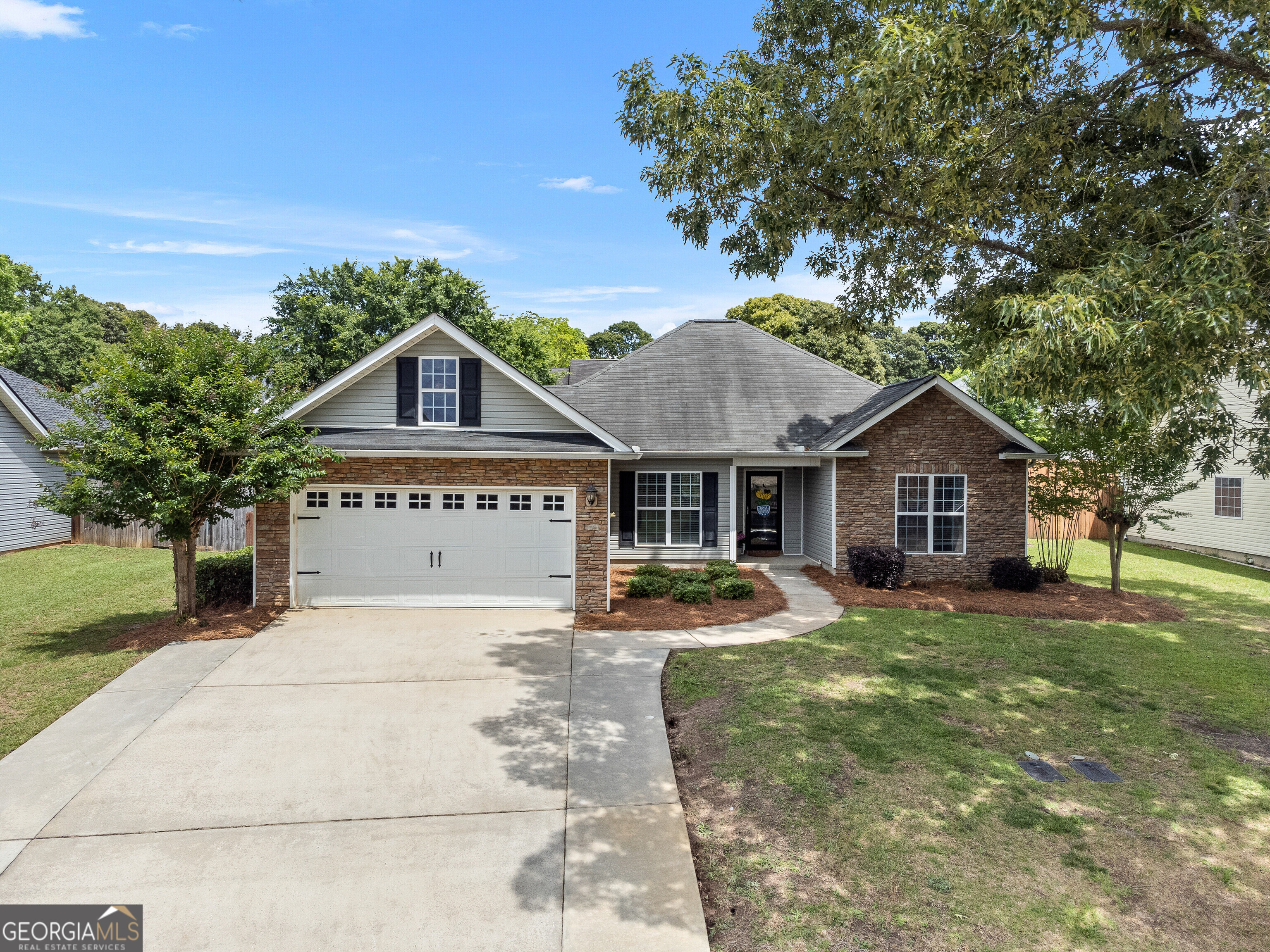 102 Blackstone CT