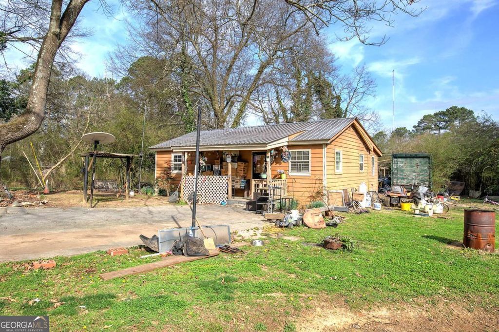 Photo of 46 Young Street, Cartersville, GA 30120 (MLS # 10712990)