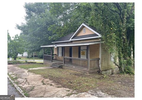 Photo of 390 Andrew J Hairston Place NW, Atlanta, GA 30314 (MLS # 10634111)