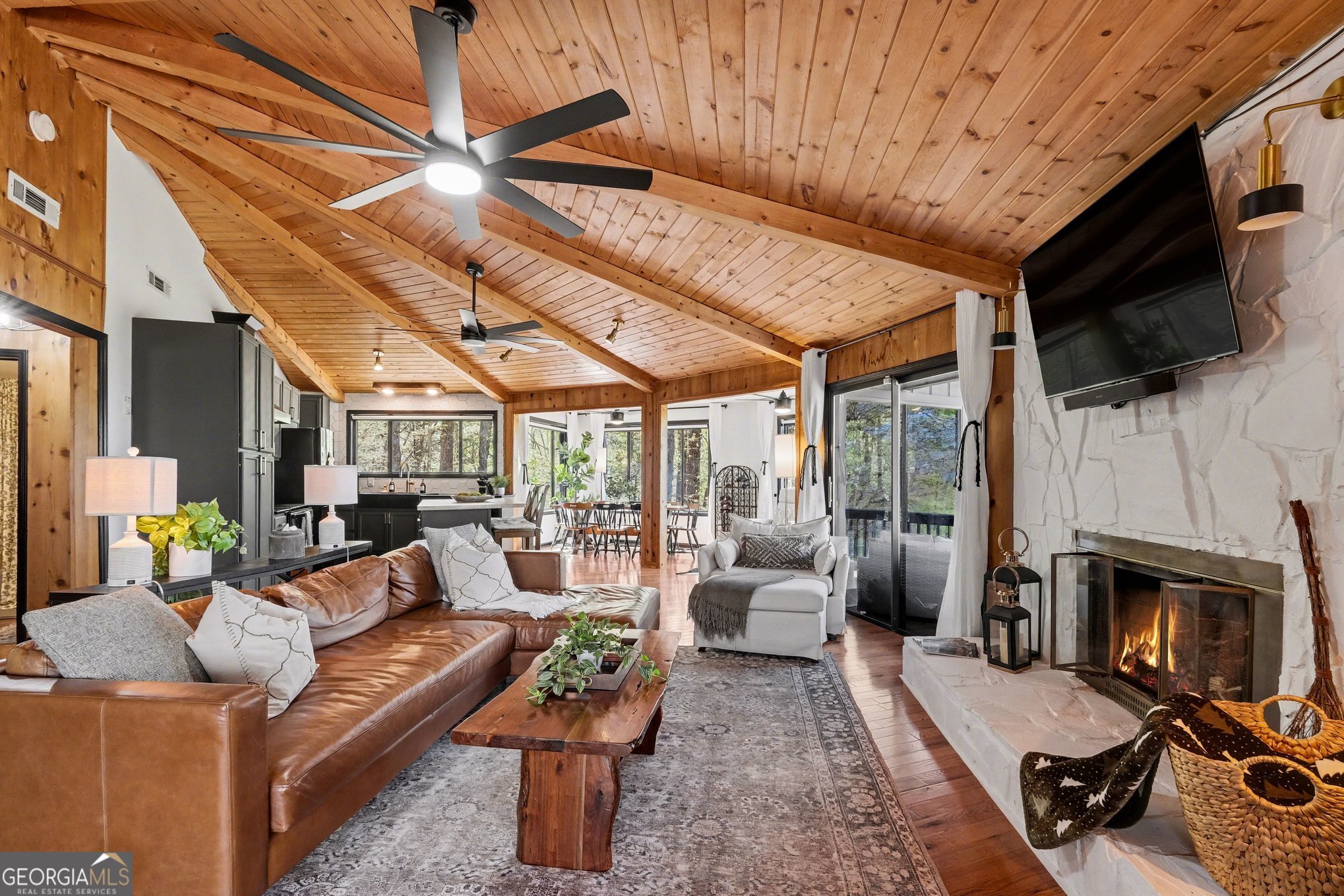 265 Pleasant Mountain DR