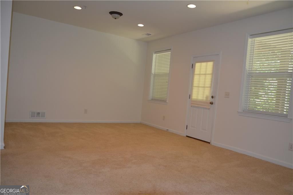 Mableton, Georgia 30126, United States, 3 Bedrooms Bedrooms, ,4 BathroomsBathrooms,Residential,Active,189635