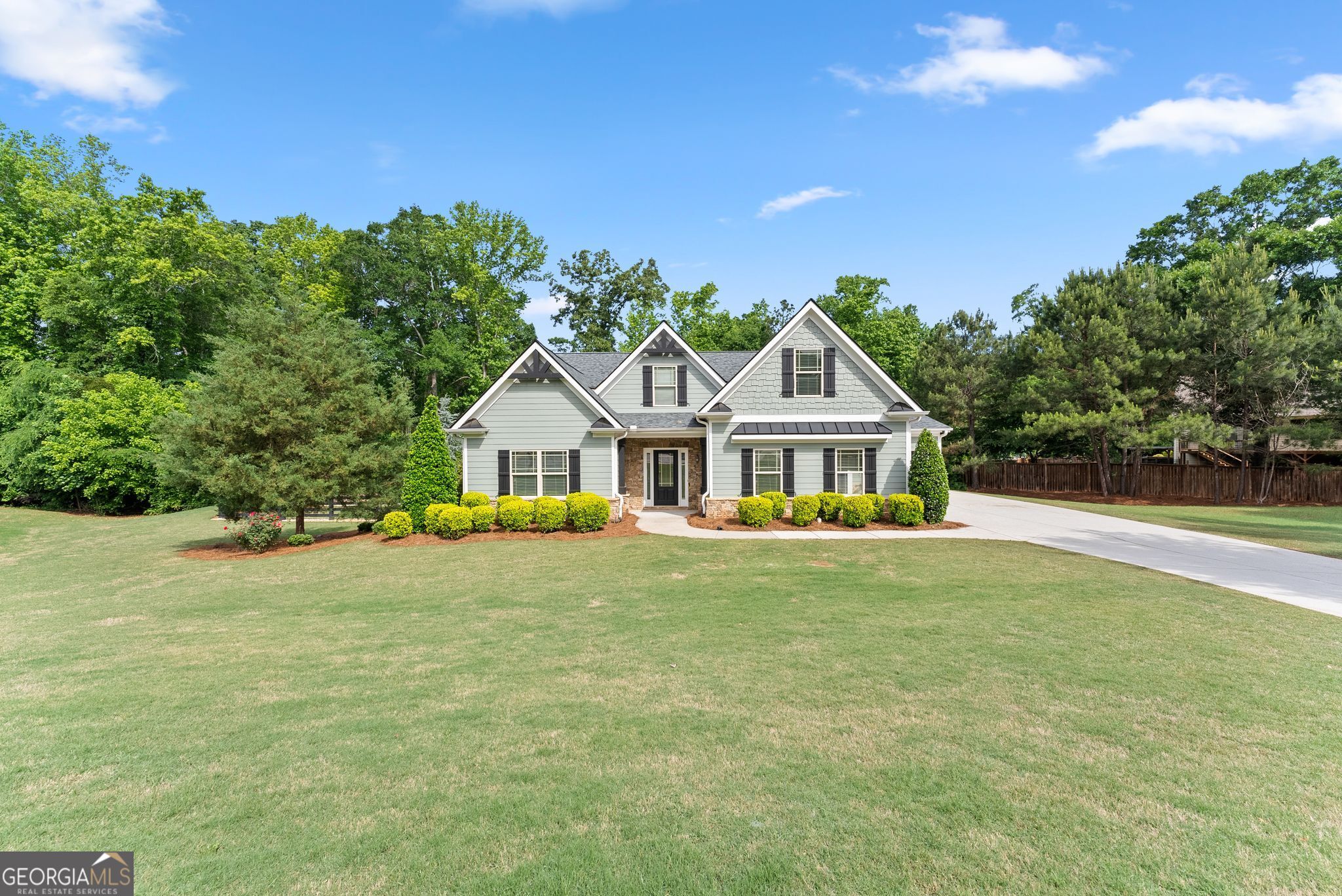 300 Bryce AVE