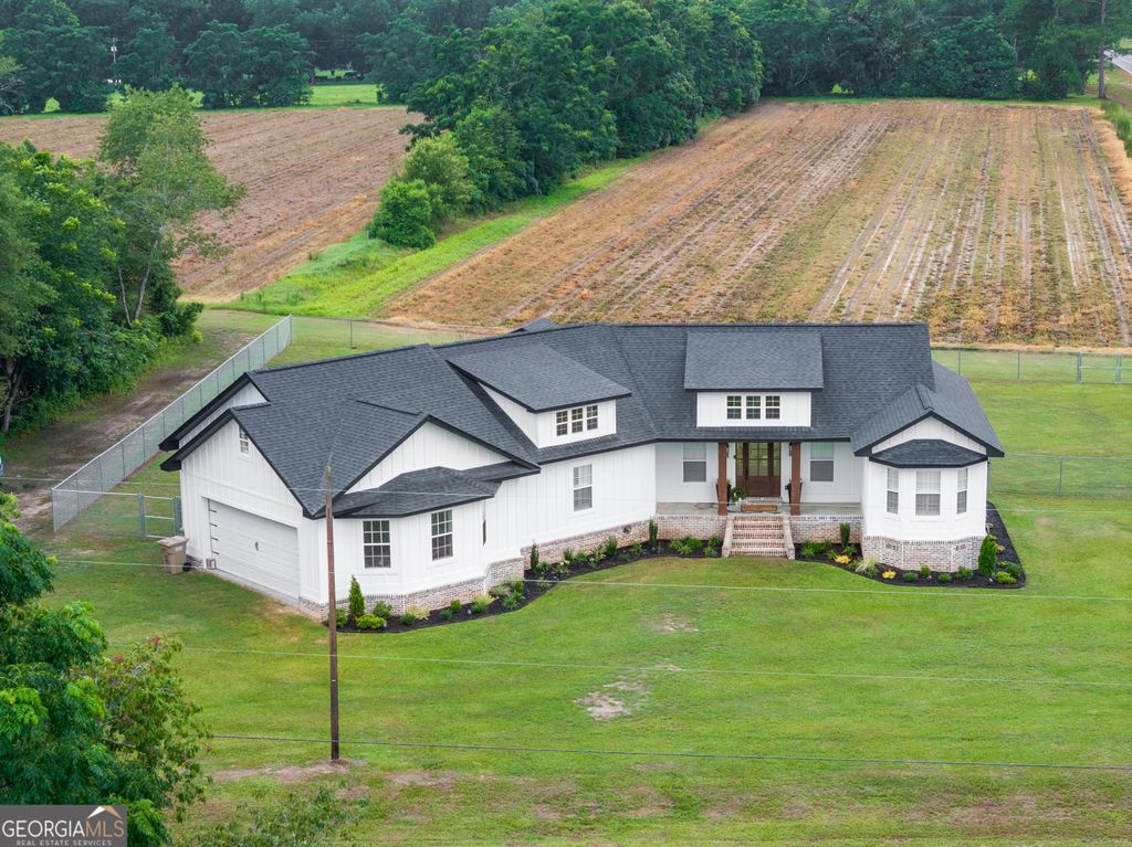 Photo of 423 Cromer Road, Tifton, GA 31793 (MLS # 10795550)