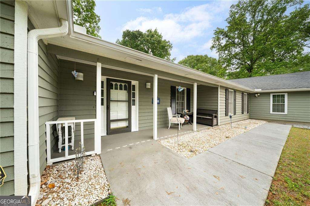 2054 S Cove TRL