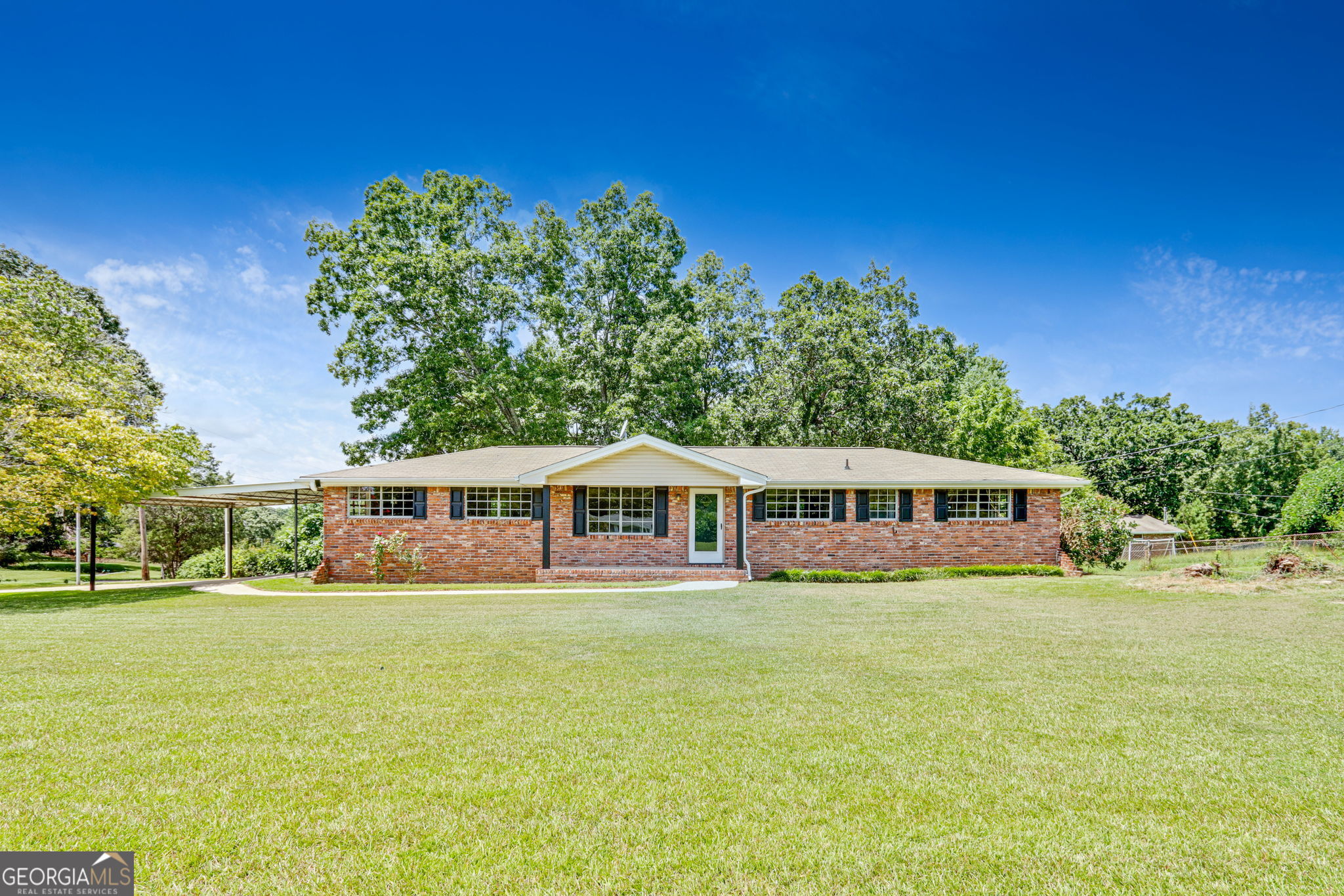 For Sale - Updated 3BR/1.5BA Home on XL Lot in Douglasville! This former rental has been refreshed and is move-in ready - perfect for a first-time buyer, downsizer, or investor! Property Highlights: * 3 Bedrooms / 1.5 Bathrooms * New flooring throughout * Fresh interior and exterior paint * Updated kitchen countertops and New Appliances * New sliding glass door opens to a large covered deck * Quiet, fence-in backyard - perfect for pets, kids, and entertaining * Extra-large lot with plenty of space for gardening or play *Prime location near schools, shopping, and quick access to Atlanta via I-20. Don't miss this move-in ready gem! Contact today for a private showing.