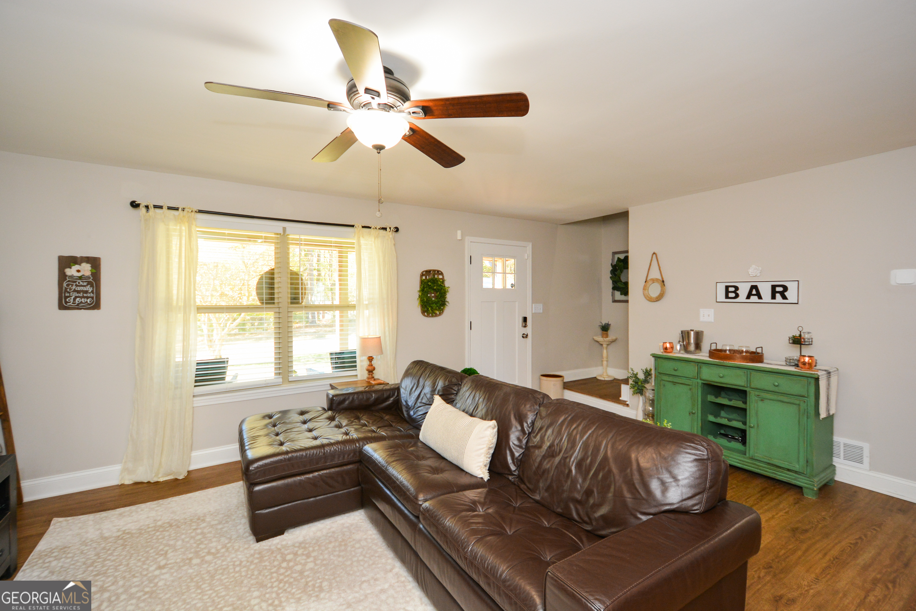 5806 Stonehaven DR NW