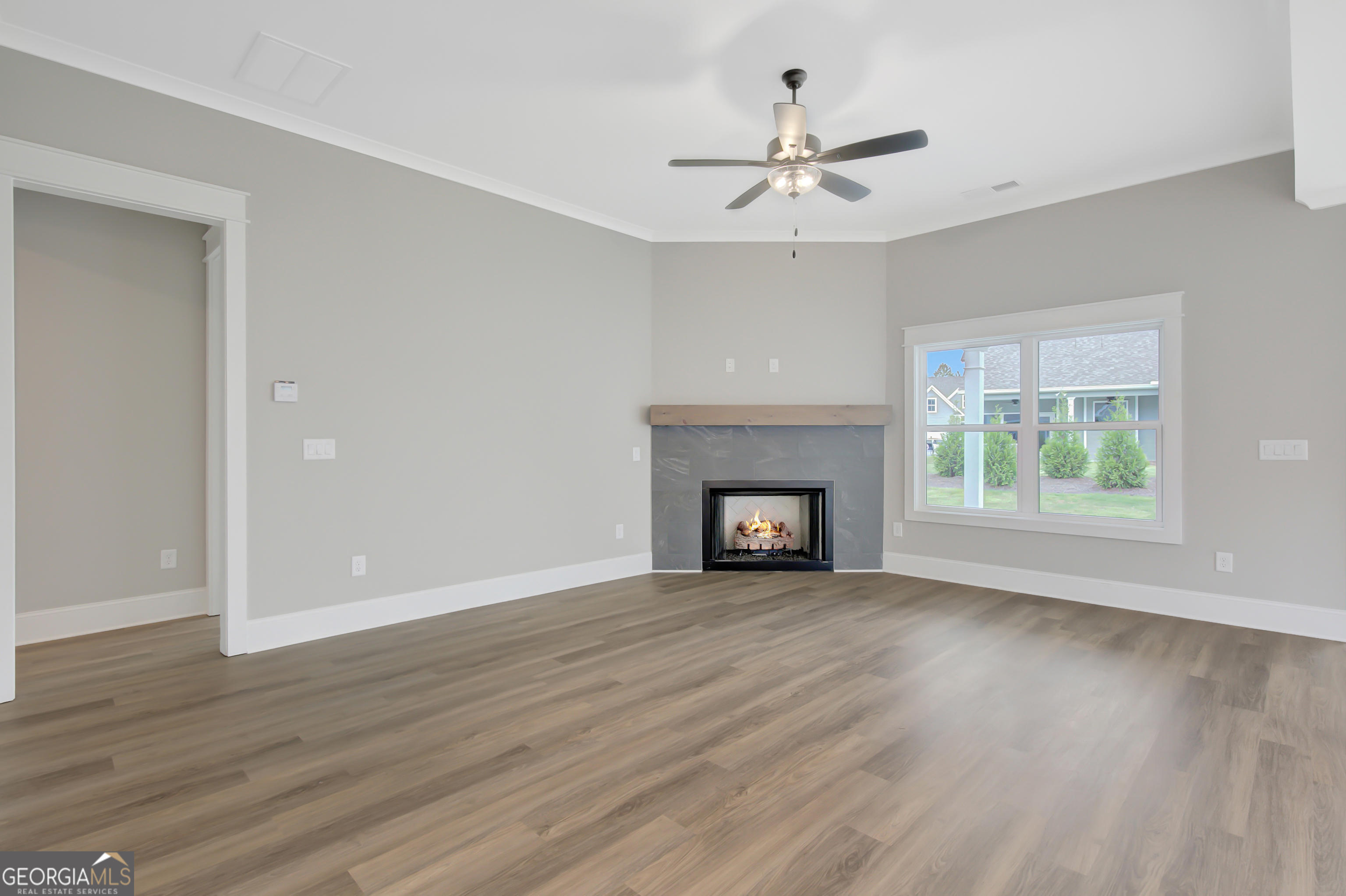 215 Redhaven DR