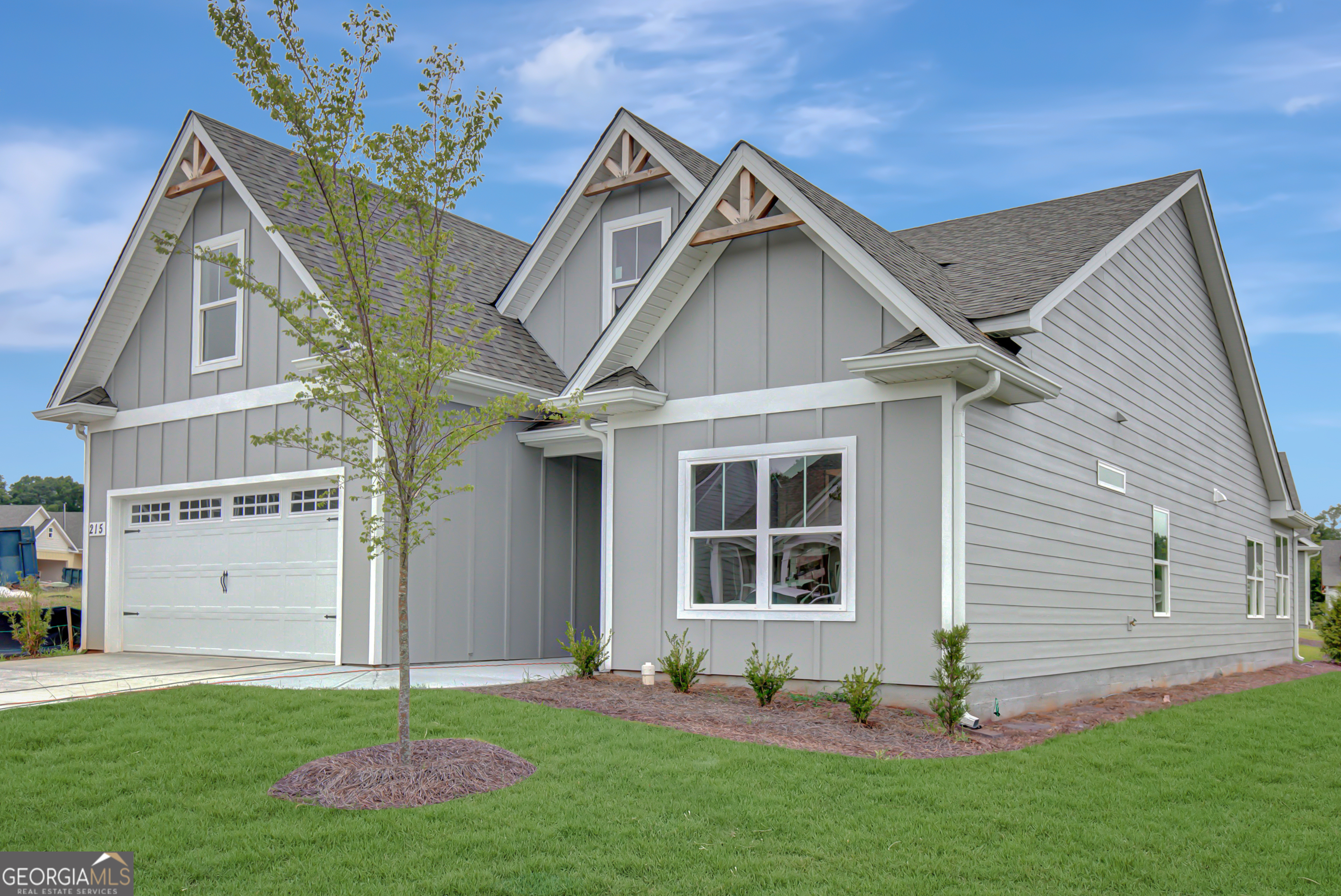 215 Redhaven DR