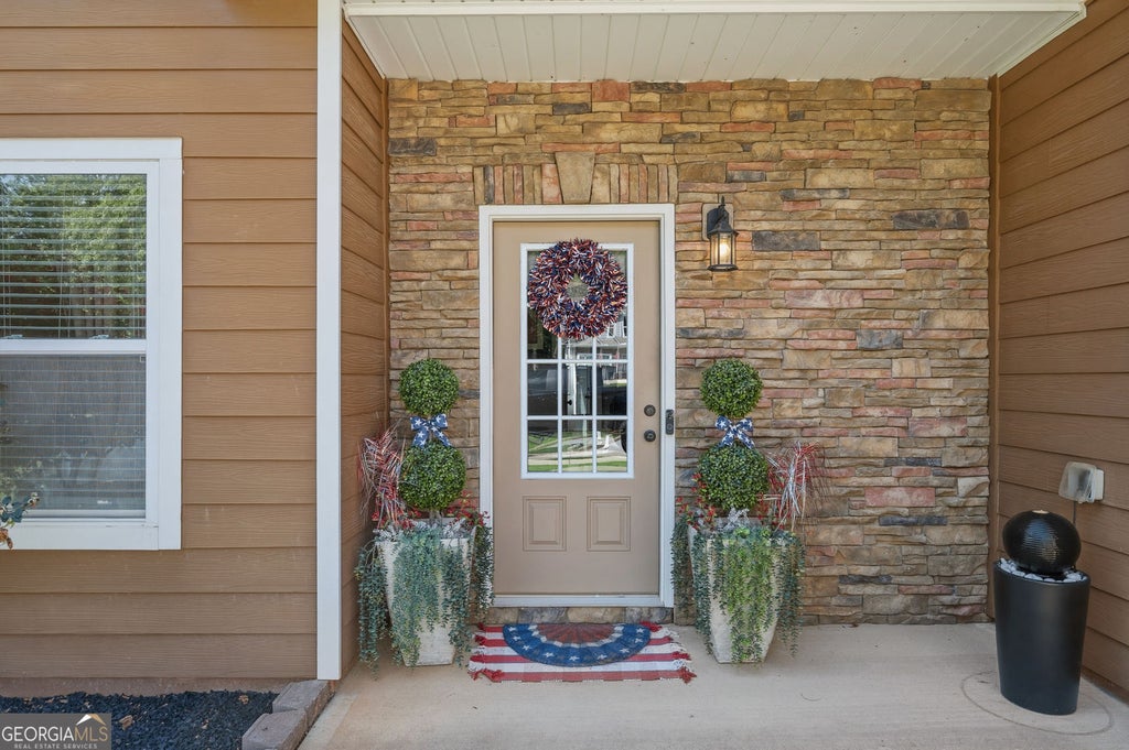 Photo of 66 Buck Trail, Dallas, GA 30132 (MLS # 10793938)