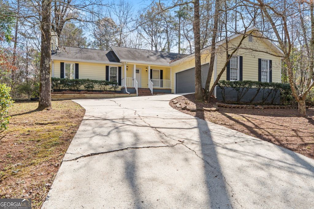 Photo of 1487 Queen Anns Lane, Macon, GA 31220 (MLS # 10707281)