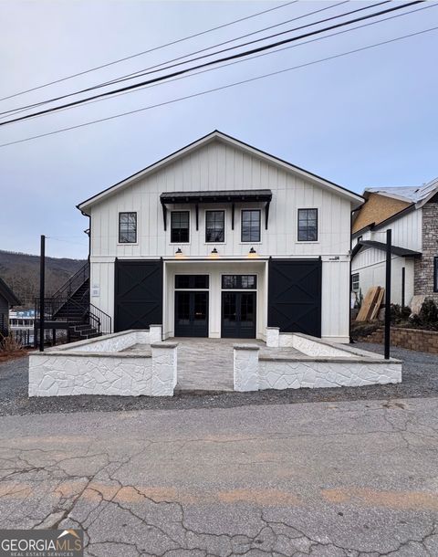 118 Oak Crescent CIR Clayton GA 30525