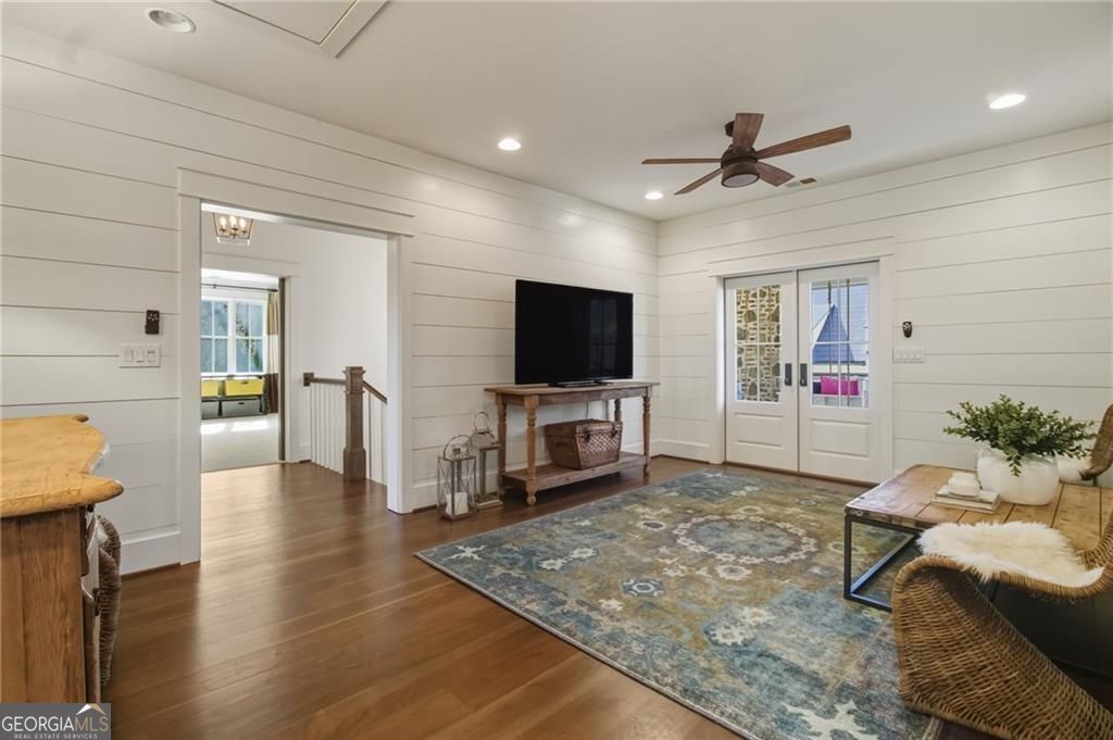 Roswell, Georgia 30075, United States, 5 Bedrooms Bedrooms, ,4 BathroomsBathrooms,Residential,Active,240789