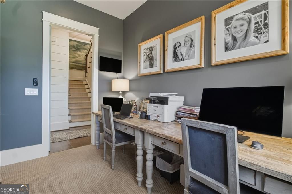 Roswell, Georgia 30075, United States, 5 Bedrooms Bedrooms, ,4 BathroomsBathrooms,Residential,Active,240789