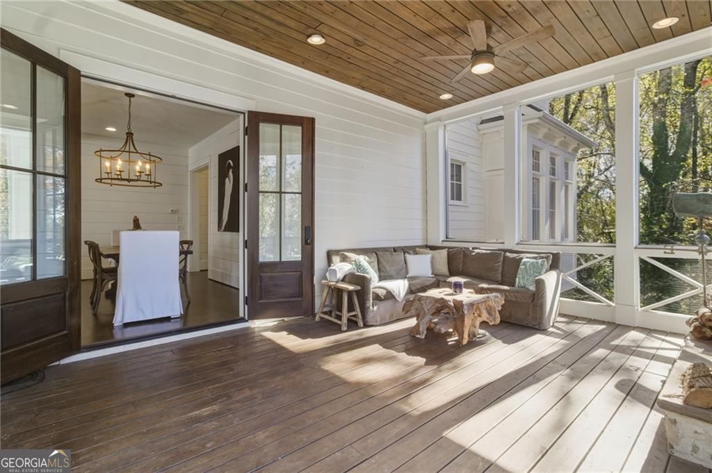 Roswell, Georgia 30075, United States, 5 Bedrooms Bedrooms, ,4 BathroomsBathrooms,Residential,Active,240789