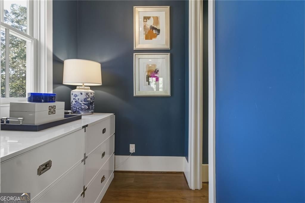 Roswell, Georgia 30075, United States, 5 Bedrooms Bedrooms, ,4 BathroomsBathrooms,Residential,Active,240789