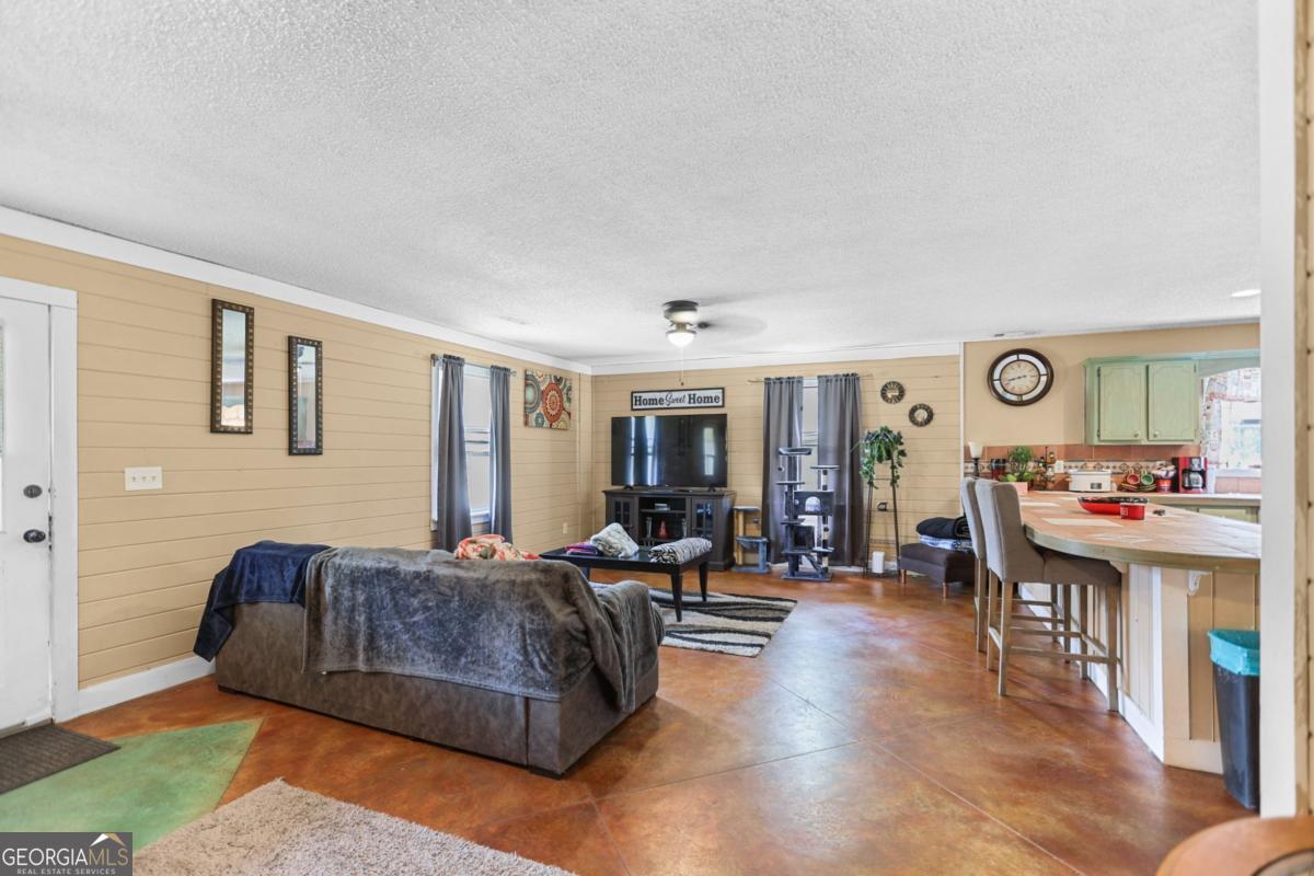 2014B BRADBURY RD