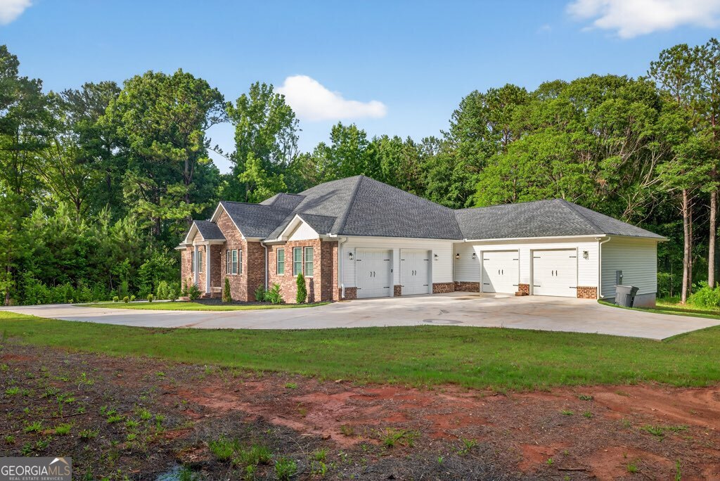 338 Mount Zion RD