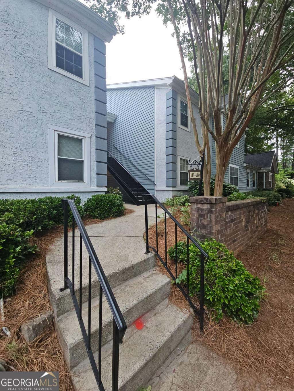 Photo of 113 Hampshire Court #113, Avondale Estates, GA 30002 (MLS # 10821069)