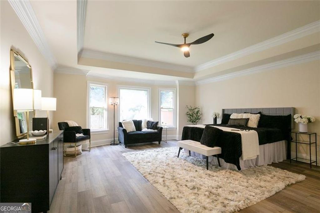 Photo of 300 SADDLE CREEK Lane, Roswell, GA 30076 (MLS # 10666757)