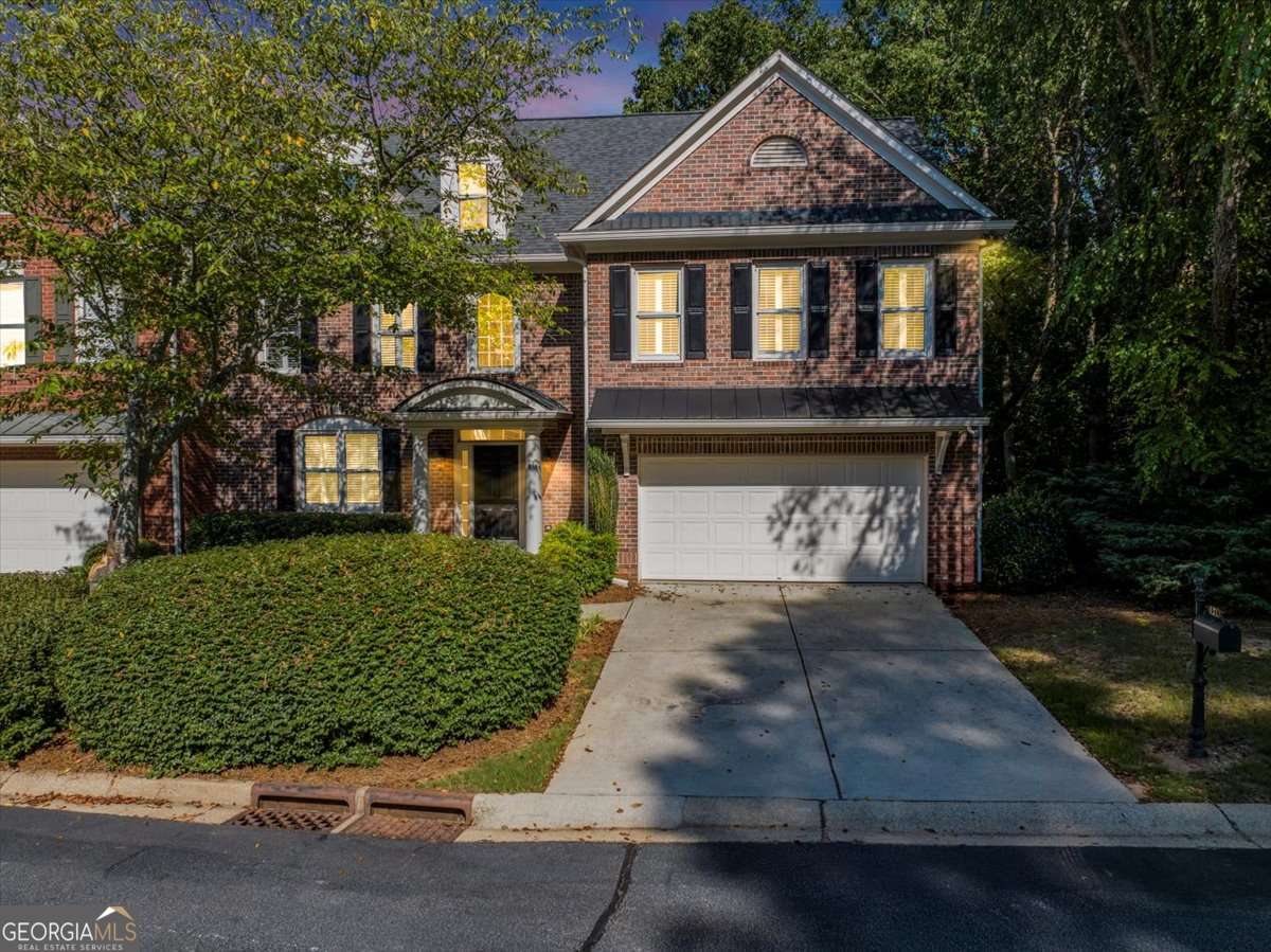 621 Vinings Estates DR SE A18