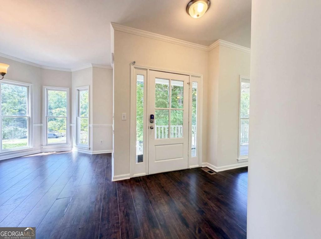 Photo of 1008 Smithwyck Drive, Canton, GA 30115 (MLS # 10771196)