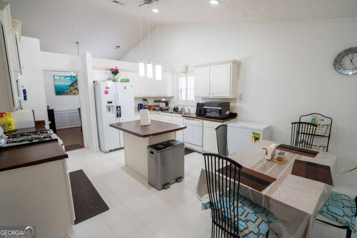 Hamilton Pointe - Residential