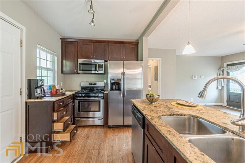 Edgewood / Kirkwood - Residential