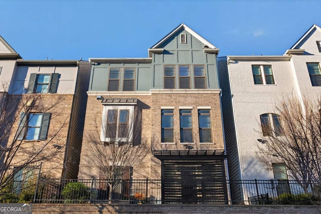 Photo of 513 Broadview Place NE, Atlanta, GA 30324 (MLS # 10827481)