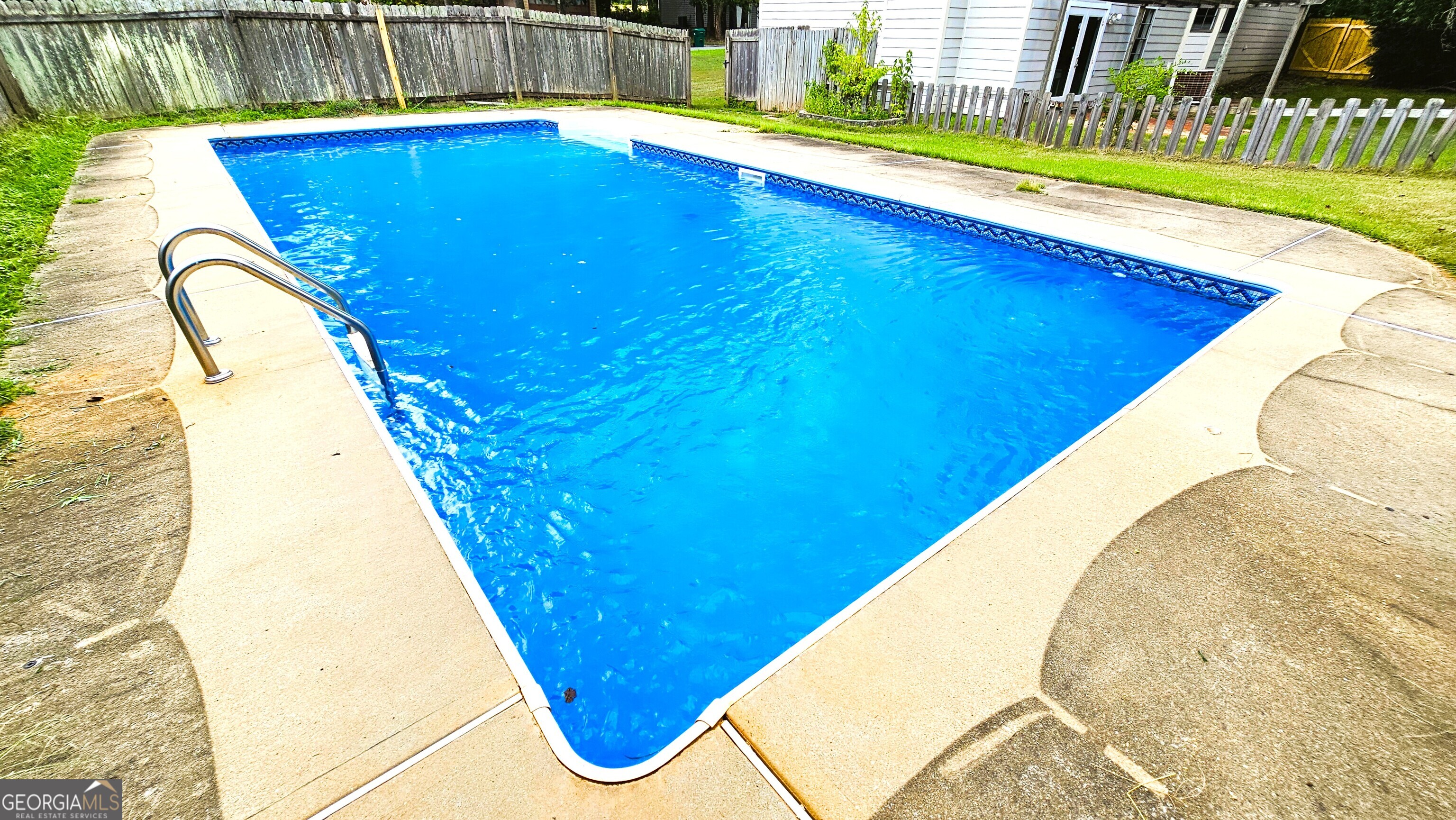 337 Independence DR