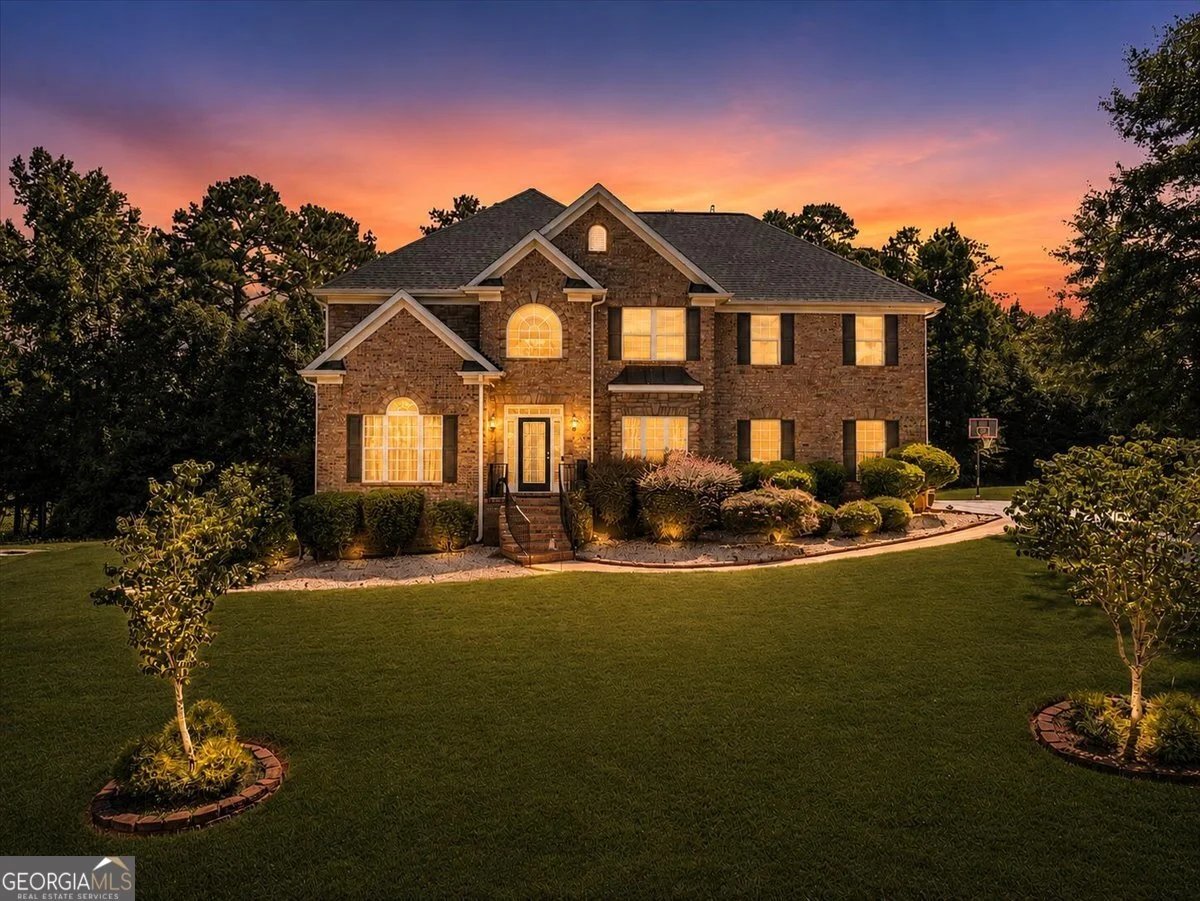 2123 SW Crest Wood Drive