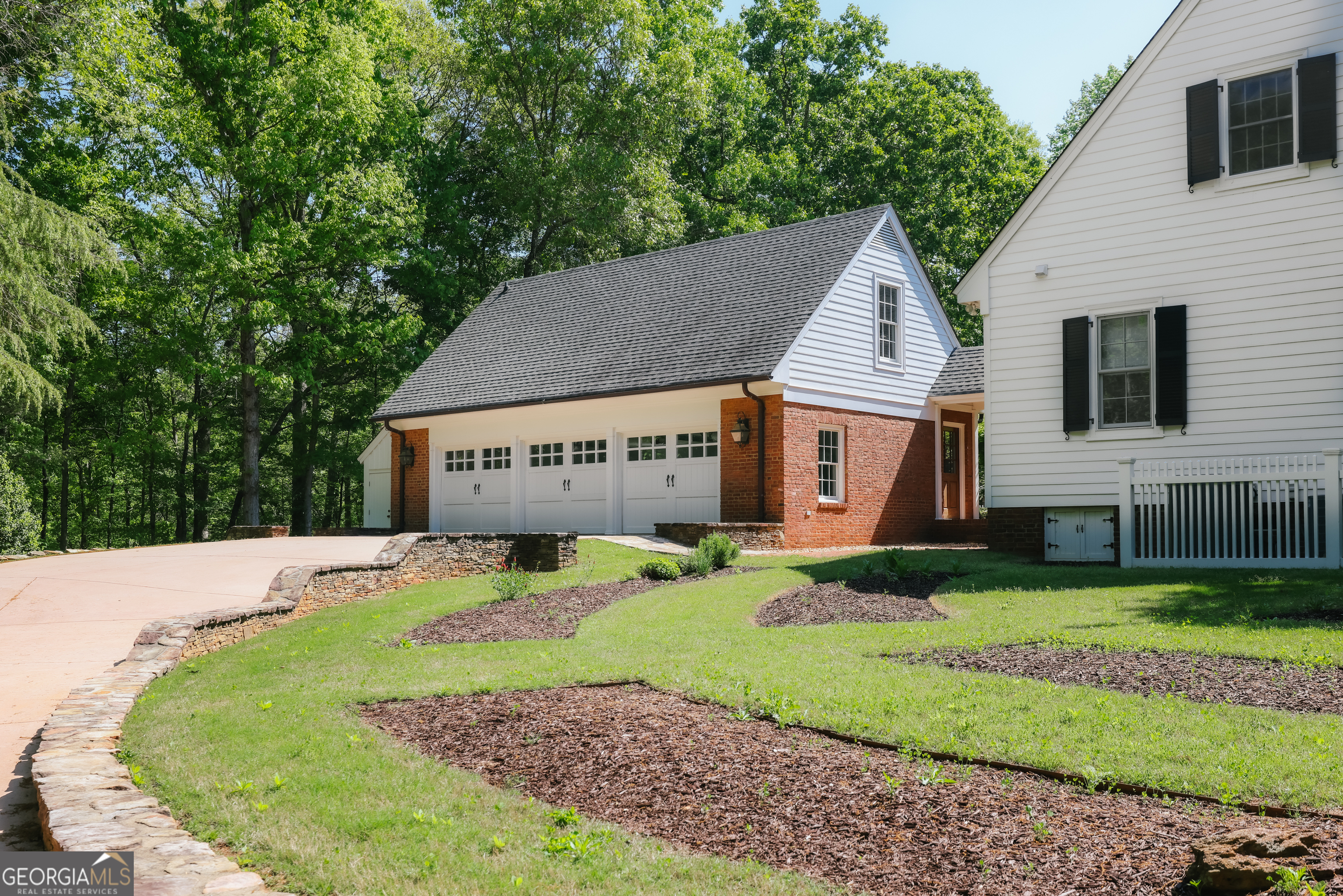 108 Chickadee CT
