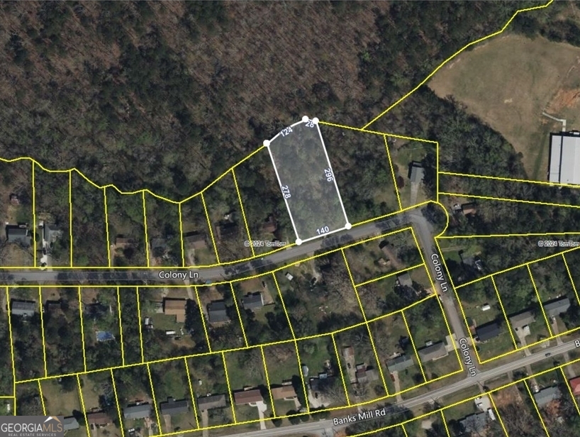 Build your dream home in a nice established neighborhood. Near lots of shopping.