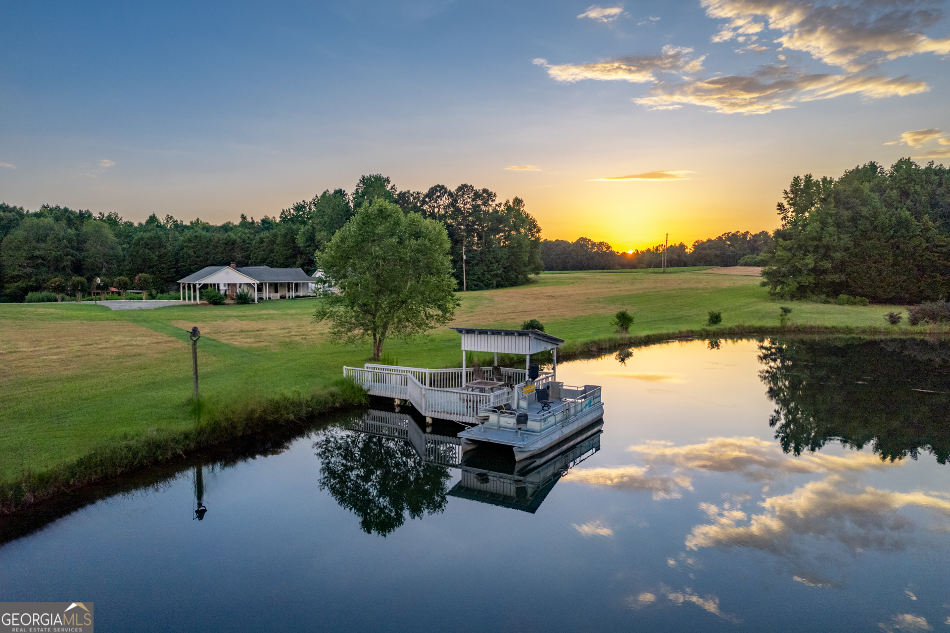 2070 Walter Shepherd RD