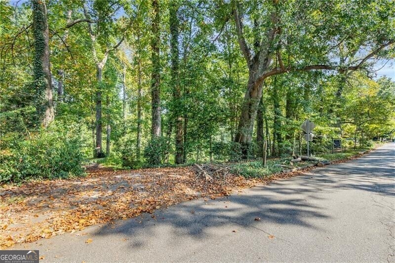 Photo of 519 Durand Drive NE, Atlanta, GA 30307 (MLS # 10824577)