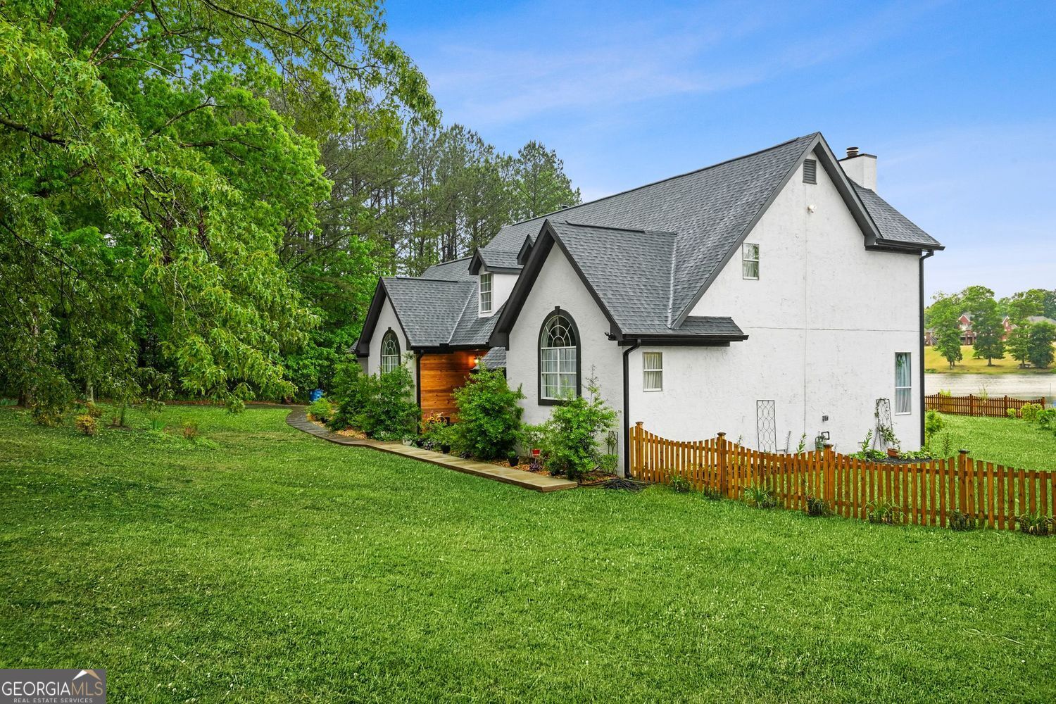 1229 Park Place DR