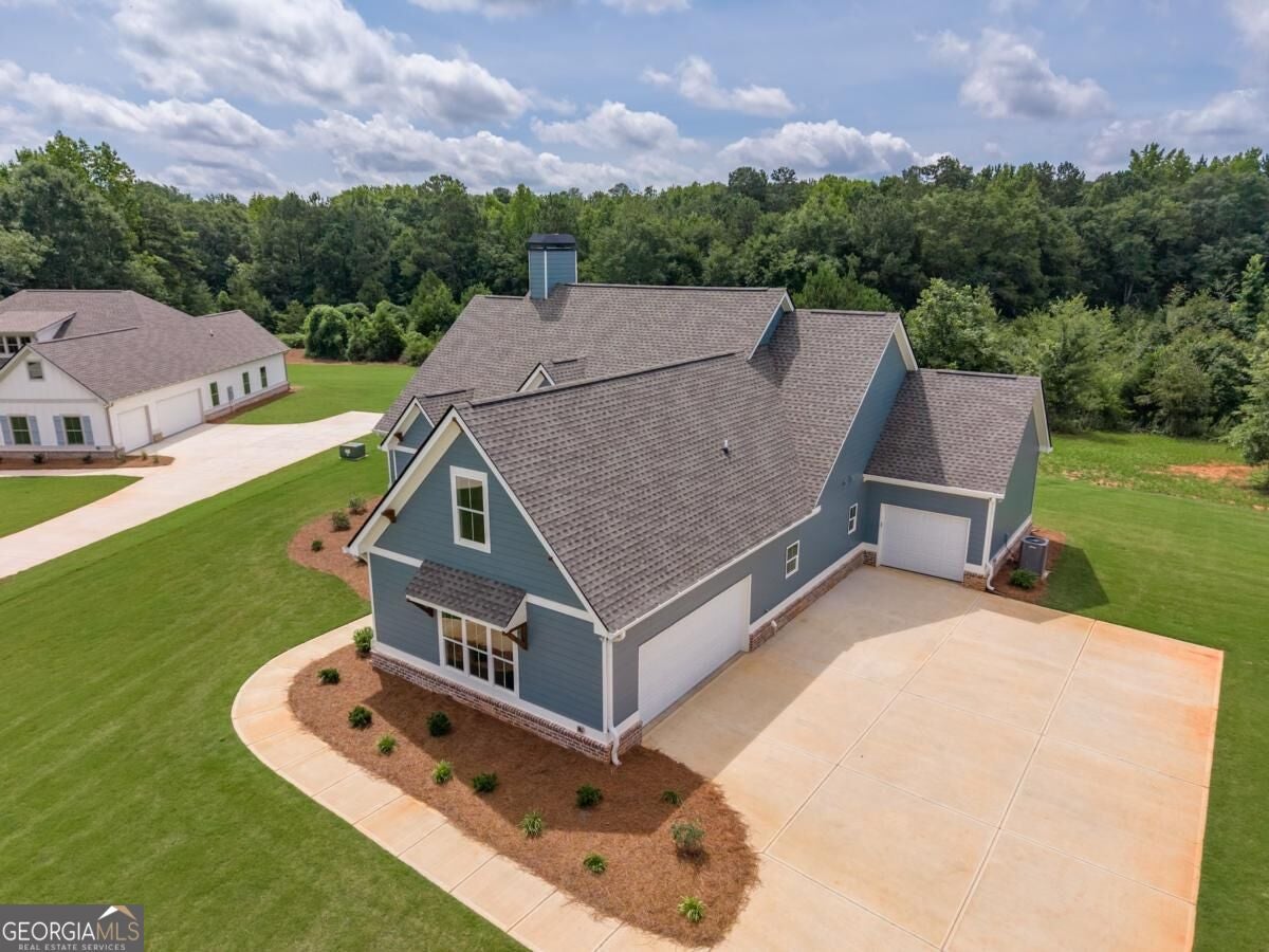 345 Woodfin WAY