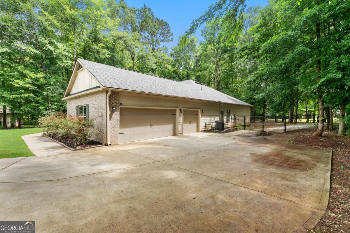 537 Forest PATH