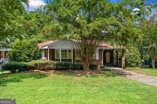 2592 WOODRIDGE DR, DECATUR, GA 30033 - Image f77c3c4e51978af3514890aa847da3b9/259788268