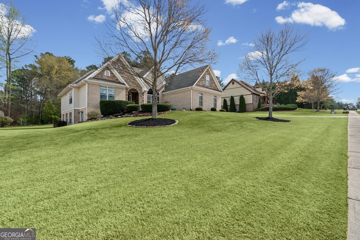 2405 Hickory Grove DR