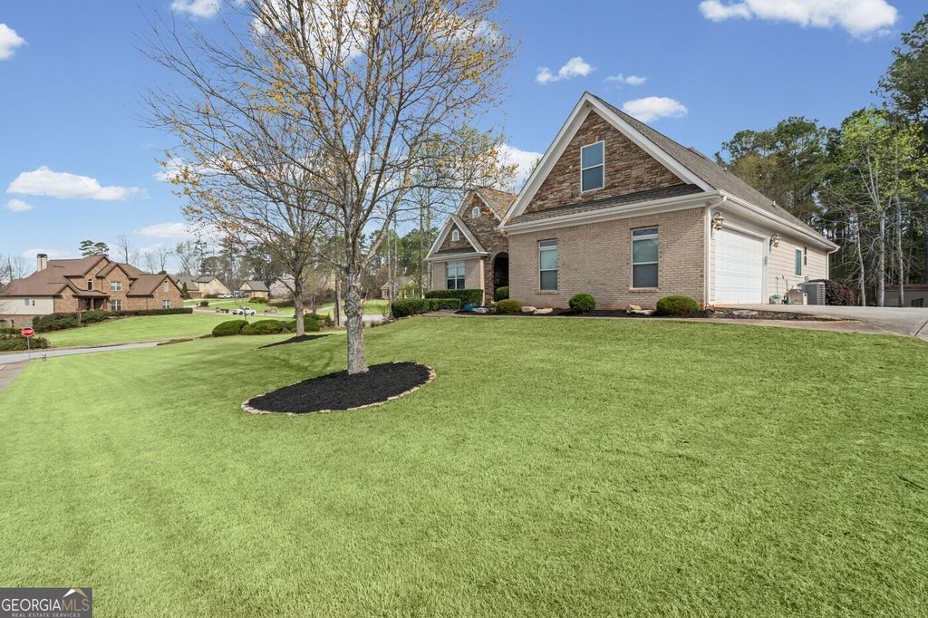 Photo of 2405 Hickory Grove Drive, Monroe, GA 30656 (MLS # 10718953)