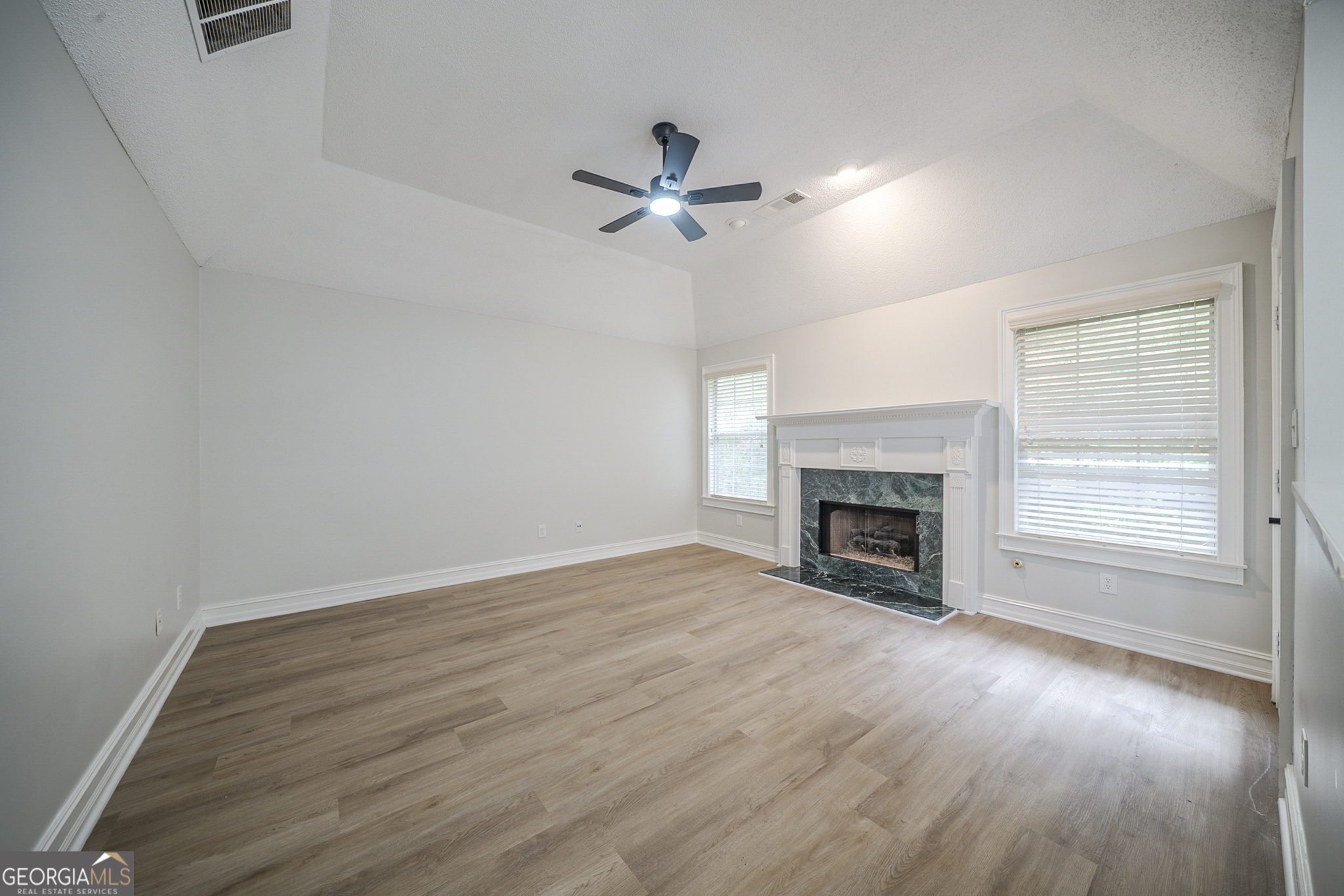 9361 Sweetbriar CIR