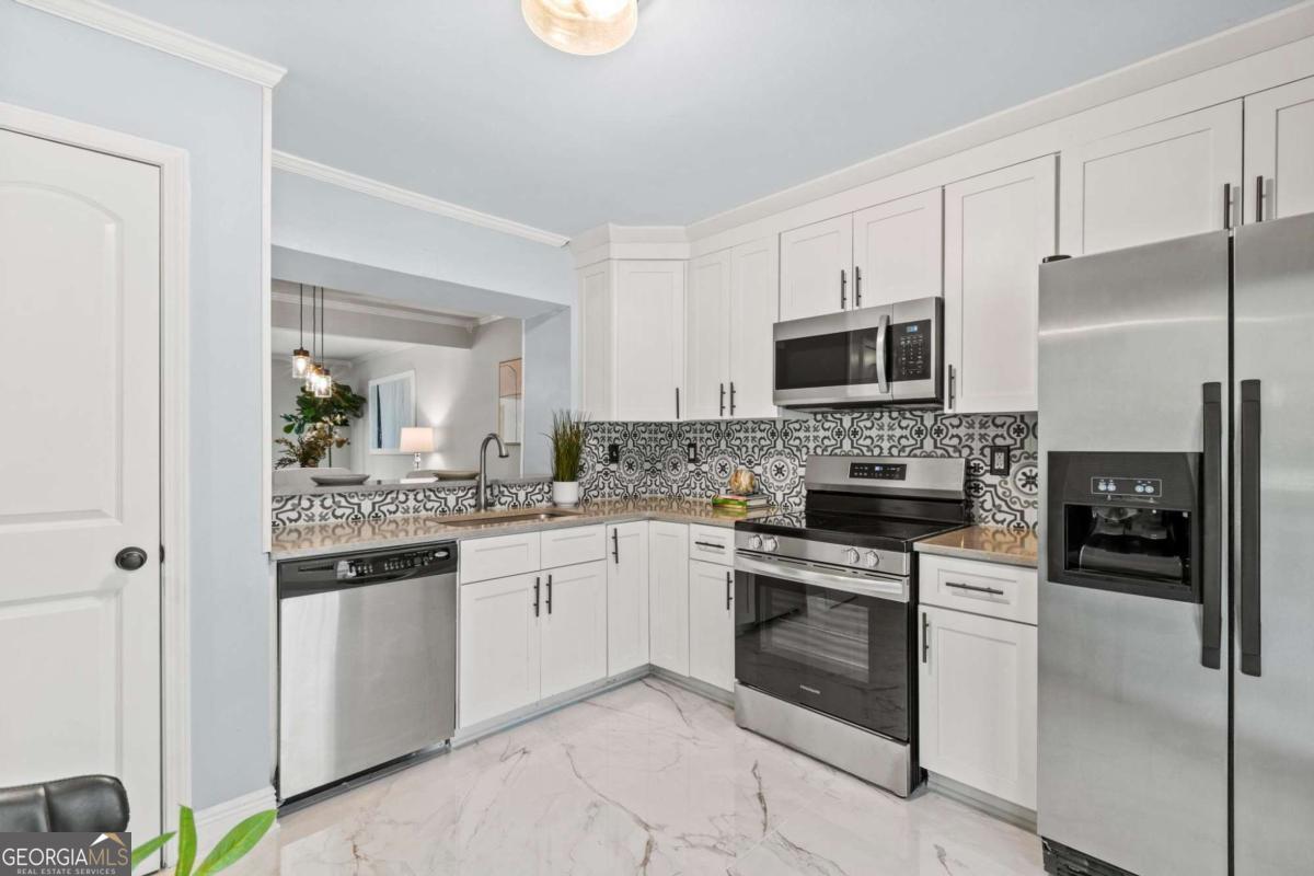 1260 Druid Knoll DR NE