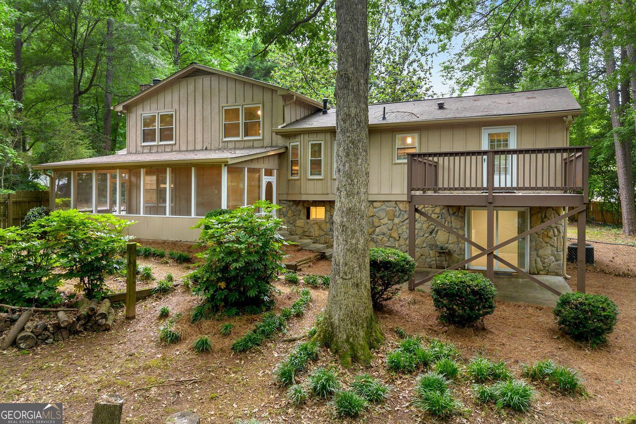 Roswell Downs - Residential