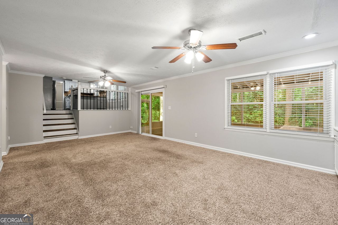 Roswell Downs - Residential