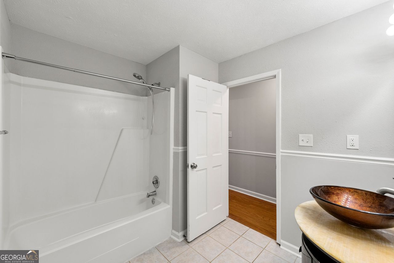 Roswell Downs - Residential