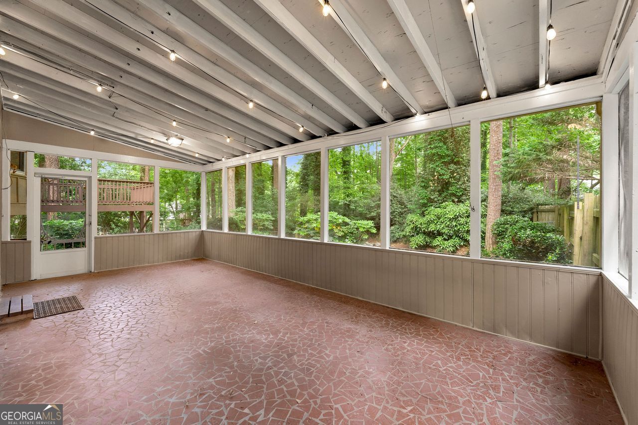 Roswell Downs - Residential