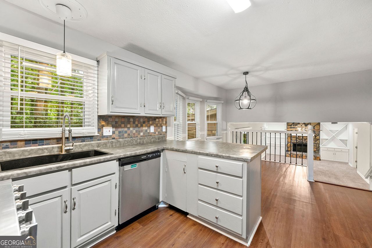 Roswell Downs - Residential