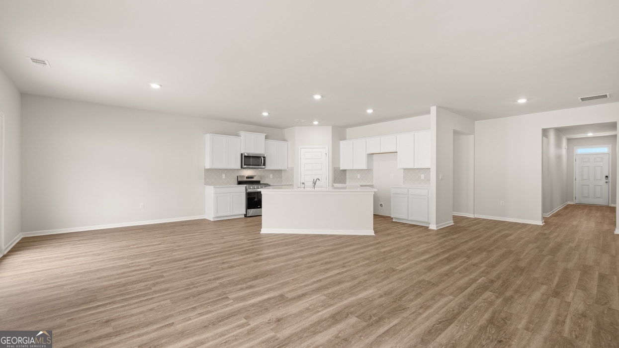 1200 Amerson ST 46