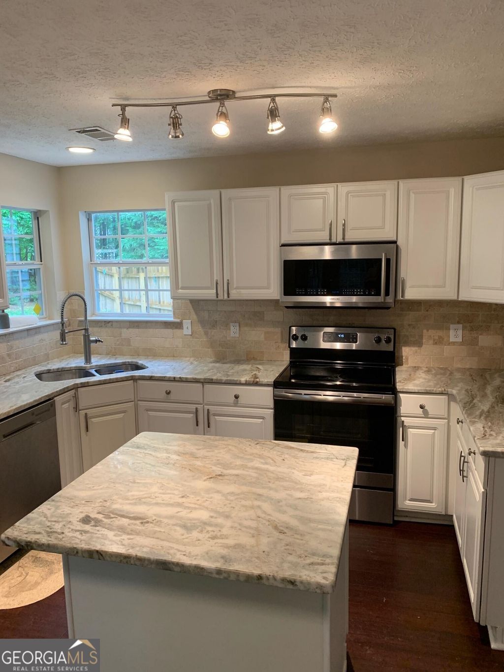 Photo of 123 Rayner Drive, Newnan, GA 30265 (MLS # 10663065)